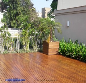 Cachepo-em-itauba-300x287 